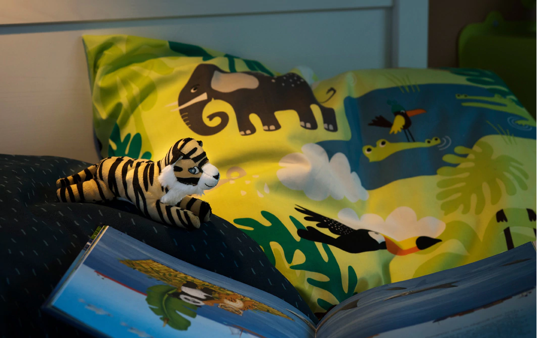 IKEA - Mix fun and facts in a kids jungle room